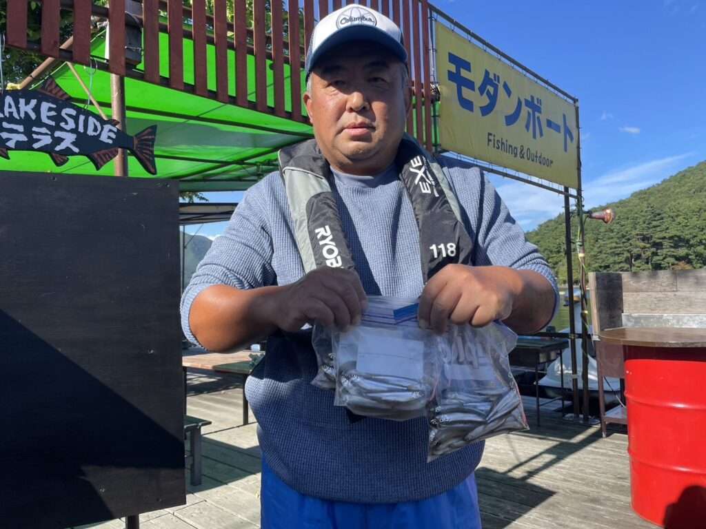 木崎湖ワカサギ釣果情報　10/10